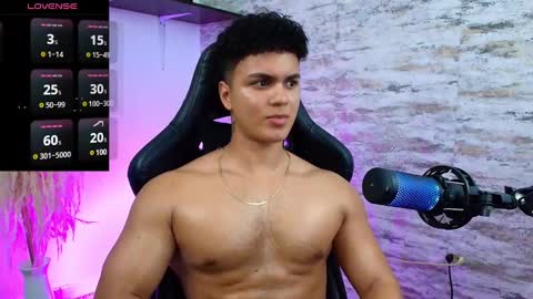 Snapshot of edward__clarck chatting on January 31, 2025, 8:01 am EDWARD CLARCK online show from January 31, 2025, 8:01 am