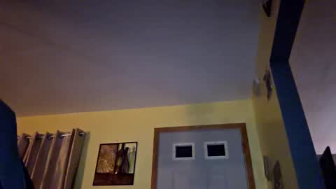 edwardaims_2please online show from October 27, 2025, 2:48 am