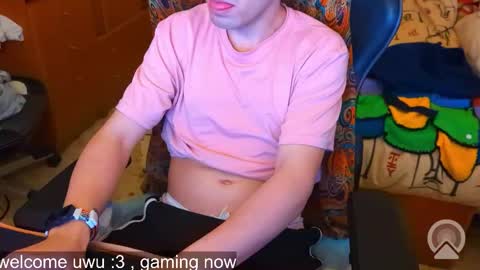 Snapshot of edwarh_01 chatting on February 26, 2026, 11:59 pm Alex online show from February 26, 2026, 11:59 pm