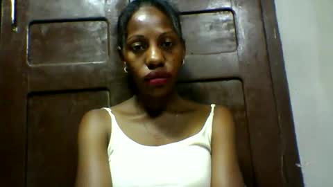 edwige770943 online show from May 10, 2026, 4:17 am