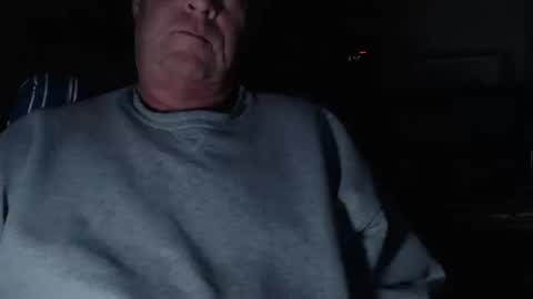 Snapshot of eeyoreeeyore chatting on October 10, 2025, 3:27 am eeyoreeeyore online show from October 10, 2025, 3:27 am