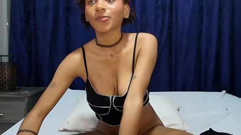 Snapshot of effie_cooper chatting on March 4, 2025, 11:11 pm Effie online show from March 4, 2025, 11:11 pm