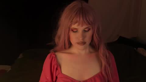 Effie Mur online show from December 8, 2024, 6:06 pm