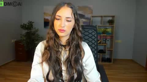 Effy Royse online show from July 15, 2026, 5:56 am