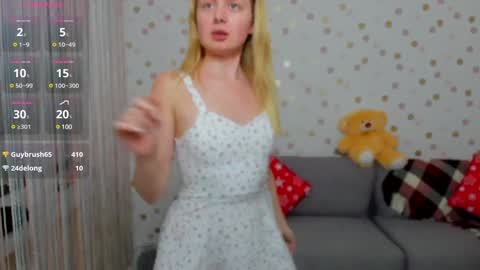 Snapshot of effyangel chatting on January 7, 2025, 3:02 pm Effy online show from January 7, 2025, 3:02 pm