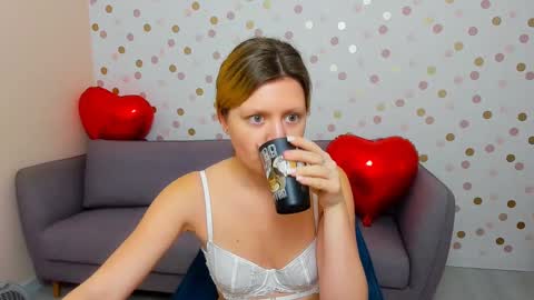 Snapshot of effyangel chatting on January 25, 2025, 6:12 am Effy online show from January 25, 2025, 6:12 am