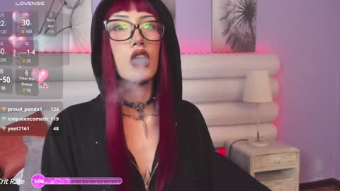 Snapshot of effycorpse chatting on February 5, 2025, 6:37 pm    online show from February 5, 2025, 6:37 pm