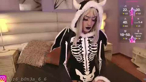 Snapshot of effycorpse chatting on September 18, 2025, 5:37 pm    online show from September 18, 2025, 5:37 pm