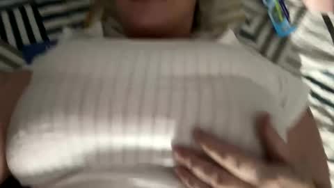 Snapshot of egyptiancottxn chatting on February 10, 2025, 6:31 am Egyptiancottxn online show from February 10, 2025, 6:31 am