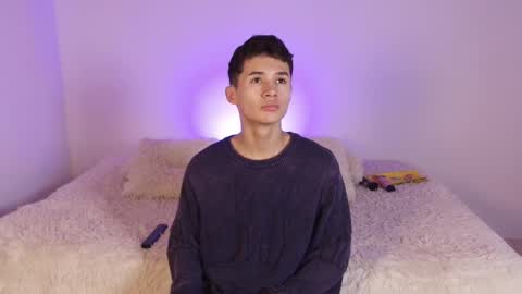 Snapshot of eiden_blake chatting on November 23, 2025, 10:04 am Eiden Blake online show from November 23, 2025, 10:04 am