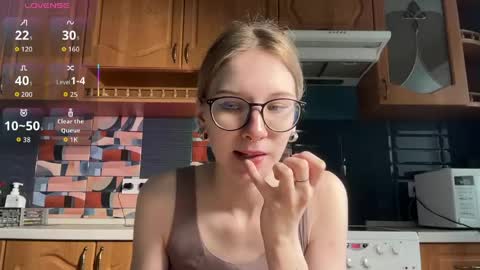 eileencrowday online show from April 20, 2026, 3:09 am
