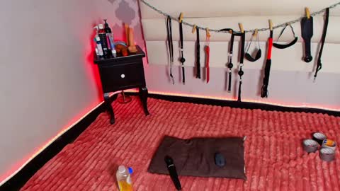 EimmyAdams online show from March 30, 2026, 8:32 pm