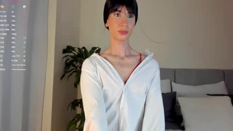 Einyel  online show from February 10, 2025, 11:02 pm