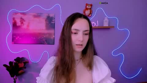 Snapshot of eira_mouse chatting on March 3, 2026, 8:42 am Sweet Eira online show from March 3, 2026, 8:42 am