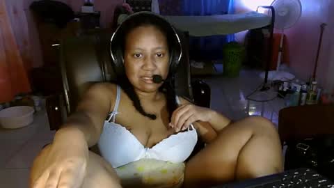 Eirondra Valeen online show from February 11, 2026, 11:32 pm