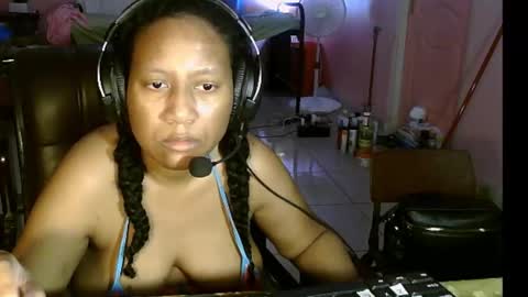 Eirondra Valeen online show from March 18, 2026, 1:09 am