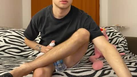 Eitan online show from January 8, 2025, 1:52 pm