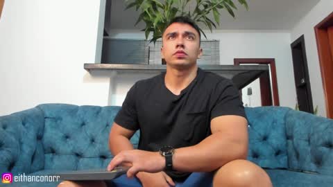 Snapshot of eithanconor1 chatting on December 6, 2024, 4:14 am EITHAN CONOR online show from December 6, 2024, 4:14 am