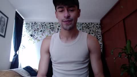 Snapshot of ekhtyr11 chatting on December 21, 2024, 4:57 pm xoxo online show from December 21, 2024, 4:57 pm