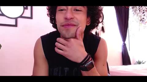 Snapshot of ekhtyr11 chatting on January 5, 2026, 10:02 pm xoxo online show from January 5, 2026, 10:02 pm