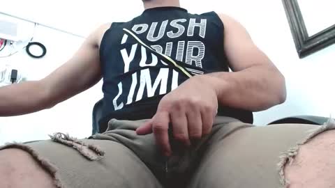 Snapshot of el_mas_turbado chatting on February 22, 2026, 9:35 pm el_mas_turbado online show from February 22, 2026, 9:35 pm