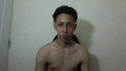 Snapshot of el_menor chatting on April 15, 2026, 2:40 am Instagram BelowAbajo online show from April 15, 2026, 2:40 am