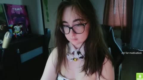 If you like it when I meow give me a thumbs up online show from September 22, 2025, 9:00 am