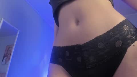 Ela online show from January 6, 2026, 8:45 pm