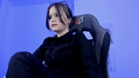 Your sweet girl online show from January 14, 2025, 10:34 pm