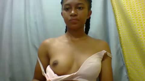 elaliealdy online show from February 5, 2026, 8:52 am