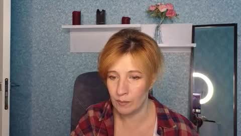 Elanna online show from September 28, 2025, 2:22 pm