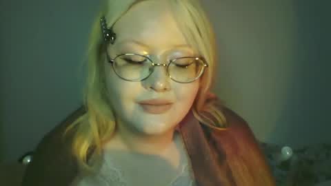 elayne_sweet online show from March 30, 2026, 8:04 am