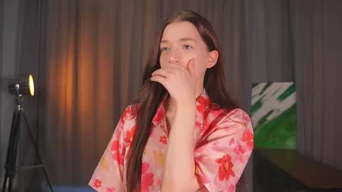 Snapshot of elbasypher chatting on September 22, 2025, 1:35 pm Elba Blance online show from September 22, 2025, 1:35 pm