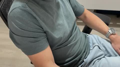 elc_2 online show from March 11, 2025, 9:15 pm