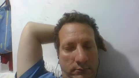 elcamello6 online show from March 9, 2025, 9:46 am