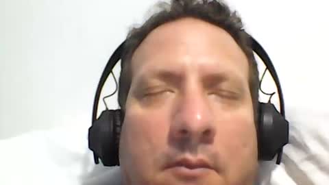 elcamello6 online show from September 30, 2025, 7:46 am