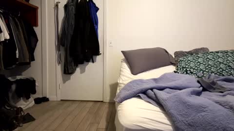 Snapshot of elckdog chatting on January 26, 2025, 6:07 am elckdog online show from January 26, 2025, 6:07 am