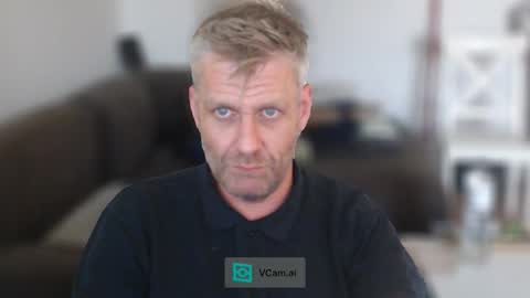 Snapshot of elculiador2207 chatting on September 9, 2025, 5:07 am Timm online show from September 9, 2025, 5:07 am