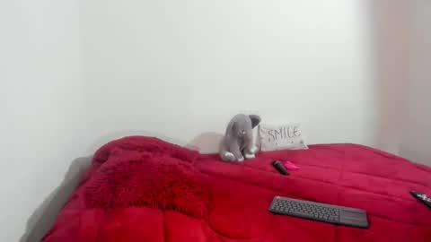 Electradevis2 online show from December 21, 2025, 3:41 pm