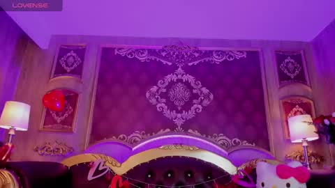      - online show from February 18, 2025, 7:52 pm