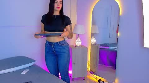 ELECTRA  online show from November 28, 2025, 8:22 pm