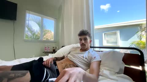 Snapshot of electron448 chatting on October 21, 2025, 7:03 pm electron448 online show from October 21, 2025, 7:03 pm