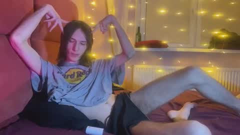 eleganc3 online show from January 17, 2026, 6:22 pm