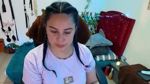 elektra online show from November 18, 2025, 5:23 am