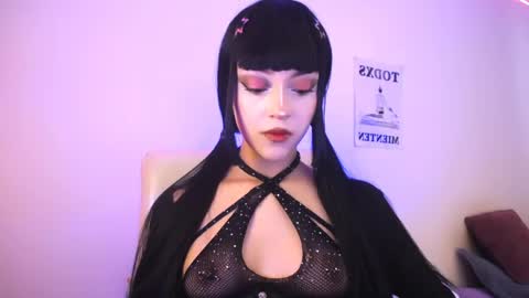  Elektra Sky  online show from April 9, 2026, 9:31 pm