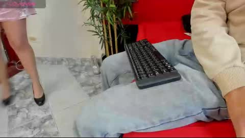 Elena  Derek online show from December 26, 2024, 12:25 am