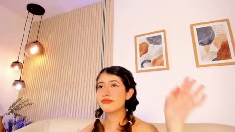 Elena online show from May 15, 2026, 11:23 pm
