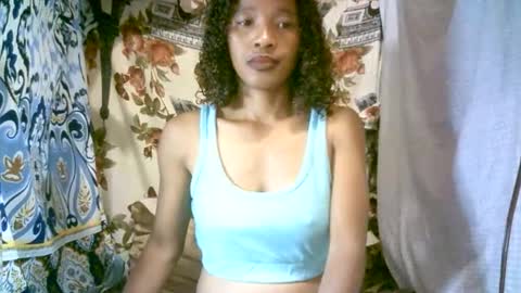 elenah013 online show from February 14, 2026, 8:00 am