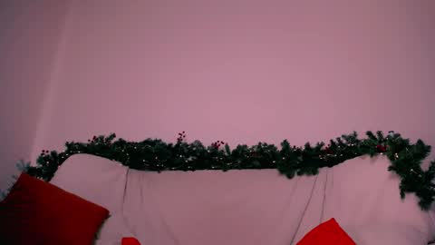 elenamonroe_ online show from December 14, 2025, 4:29 am