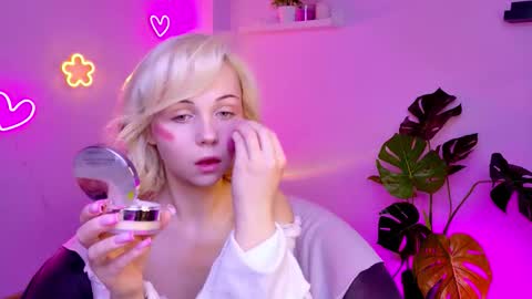 elenamonroe_ online show from March 15, 2026, 4:29 am